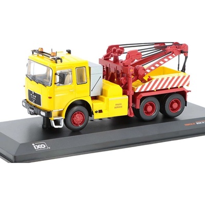 IXO MAN F8 26.281 žlutá 1:43