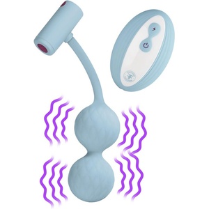FEMMEFUNN Momenta Kegel Balls Light Blue