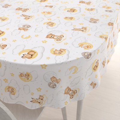 Biante Detský bavlna oválny obrus Sandra SA-461 Zvieratká medzi hviezdičkami na bielom 60x100 cm