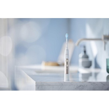 Image 1 of Philips Sonicare ExpertClean HX9601/03