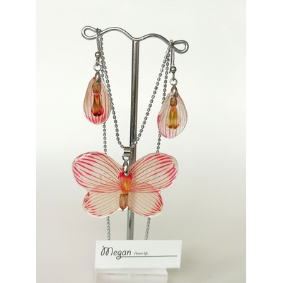 Meganflo Пеперуда от червено кокиче