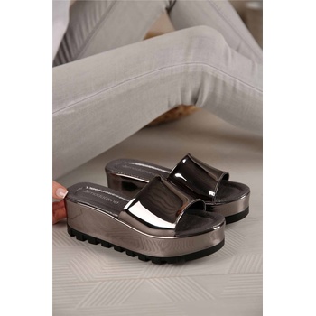 Moda Trend Дамски чехли с висока подметка - Платина 299526 (299526_Platinum)