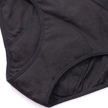 Pinke Welle Menštruačné nohavičky Black Bikini Medium Black ľahká menštruácia