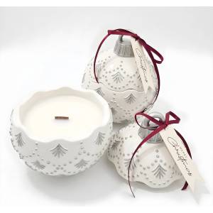 HARAHU Свещ Christmas Bauble Enchanted - Бяла / Сребриста / Зимна магия KP41390