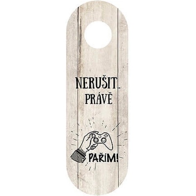 Závěs na kliku - nerušit, právě pařím