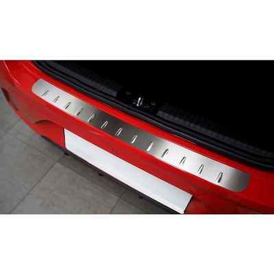 Dodge Caliber 06-12 lišta hrany kufru