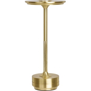 House Nordic LED настолна лам а в месингов цвят (височина 28, 5 cm) Lyneham - House Nordic (6405226)