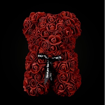 Medvídárek Simple medvídek z růží 25cm - tmavě červený