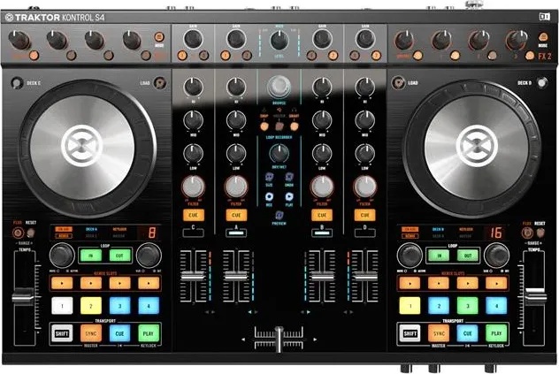 Native Instruments Traktor Kontrol S4 MKIII