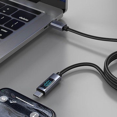 Kábel SWISSTEN USB-C na USB-C s LCD displejom - 1 m - čierny