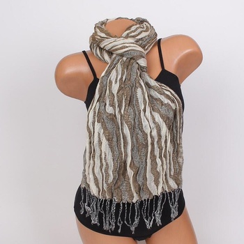 Image 1 of Дамски шал в бяло и бежово