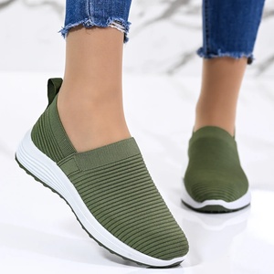  Спортни маратонки W138583 Green