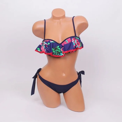 Тъмносин бански бриджитка с цветя