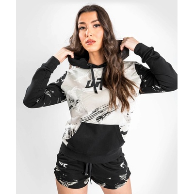 Venum UFC Authentic Fight Week 2.0 Pullover Sand/Black