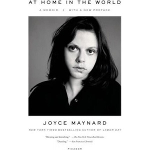 At Home in the World | Joyce Maynard (ISBN: 9781250046444)