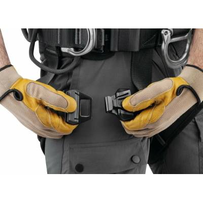 Petzl AVAO FAST INT
