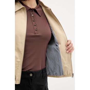 Guess Jeans Памучно яке Guess Jeans в бежово преходен модел W5YL20 WGYN1 (W5YL20.WGYN1)