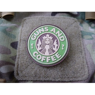 JACKETS TO GO Nášivka GUNS AND COFFEE plast MULTICAM