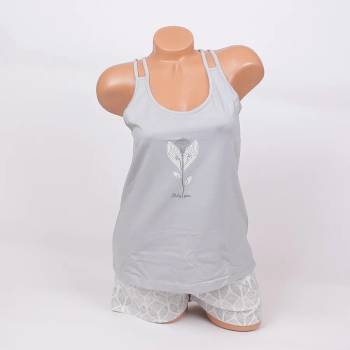 Image 1 of Дамска пижама в сиво с цвете