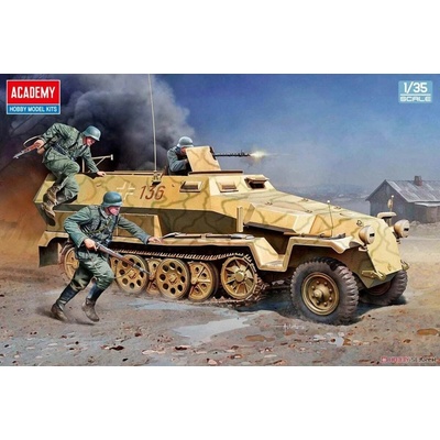 Academy Sd.Kfz.Ausf.C251:1 1:35