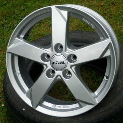Rial Kodiak 6x15 4x100 ET39 silver