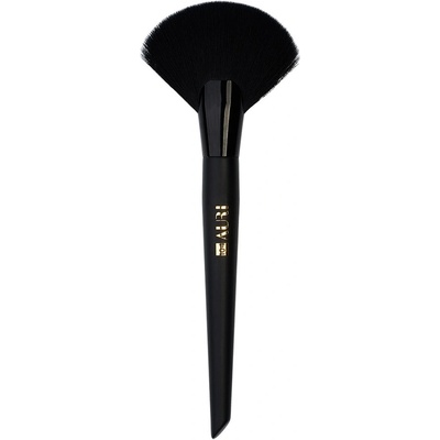 Auri, Pro Fan Brush 104