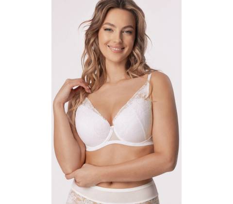 Mefemi Laura biela
