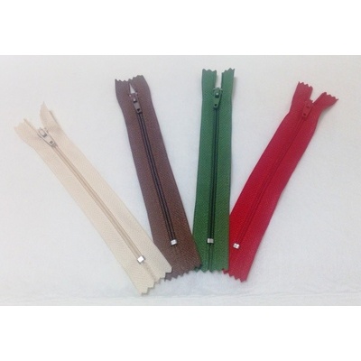 Zip spirálový 20 cm
