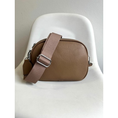 Hnedá crossbody s troma priehradkami malá a praktická