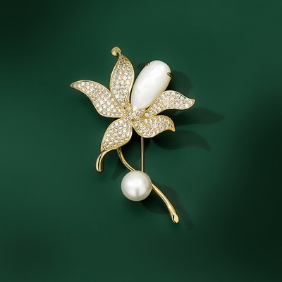 Éternelle brož s perlou a zirkony Liliana květina B2300-20221279 zlatá