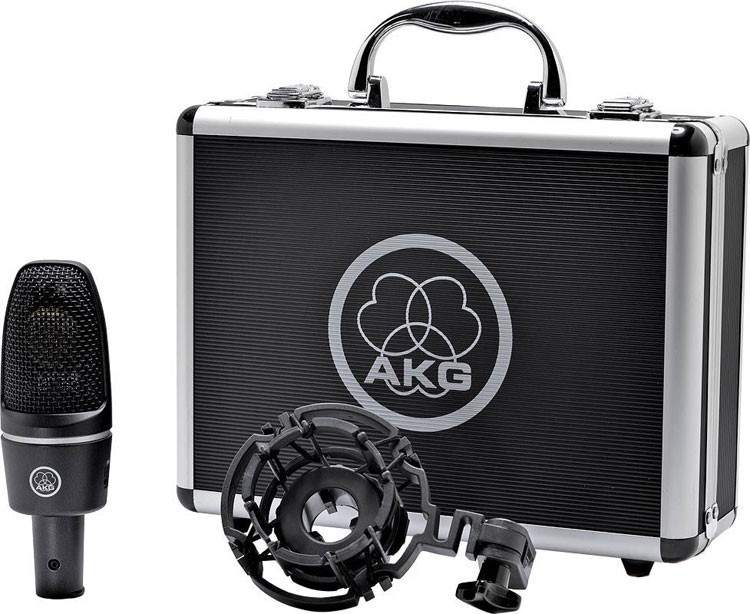 AKG C3000
