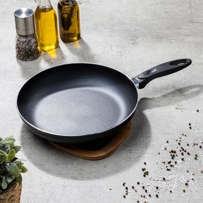 Haushalt international Hliníková pánev s 2vrstvým nepřilnavým povrchem Dyflon 28 cm