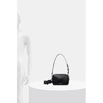 Calvin Klein Чанта Calvin Klein (LV04F3165G)