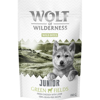 Little Wolf of Wilderness Snack Wild Bites Junior Green Fields Jahňacie & kuracie 180 g