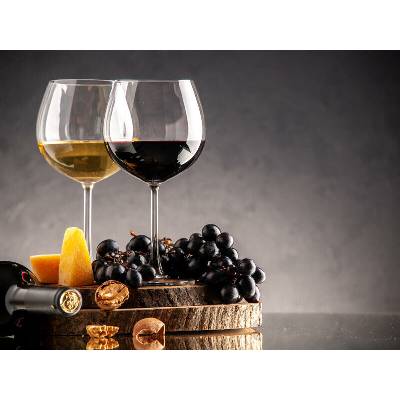 Za tajemstvím skla: Noční prohlídka s degustací vín
