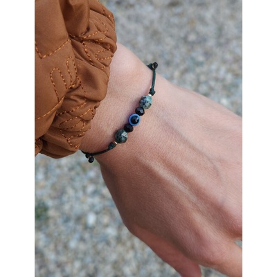 Дамска гривна синьо око със златни топчета