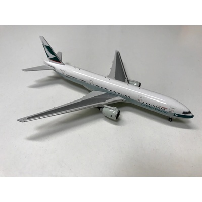 Phoenix B777-267 Cathay Pacific 2010s colors 1:400