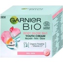 Pleťové krémy Garnier Bio Rosy Glow Šípkový olej a vitamín C 3v1 denní krém 50 ml