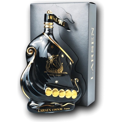 Larsen Invincible Black Noir Keramická Fľaša 40% 0,7 l (kartón)