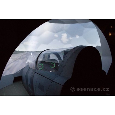 Letecký simulátor stíhačky F/A-18 Hornet v Brně