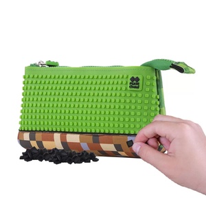 PIXIE CREW Несесер Pixie Crew Green/Brown мек без съдържание