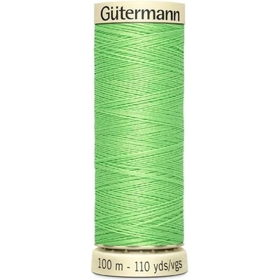 153 Univerzální šicí nit Gütermann 100% PES, zelená