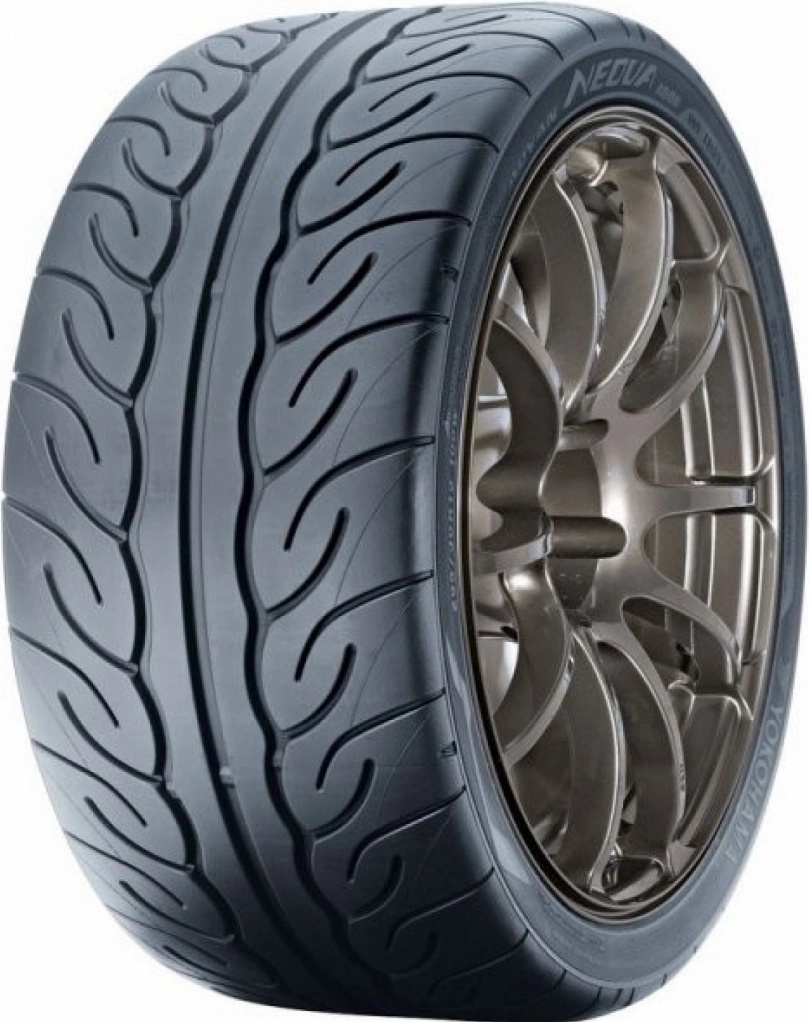 Yokohama Advan Neova AD08RS 235/40 R17 90W od 6 182 Kč - Heureka.cz