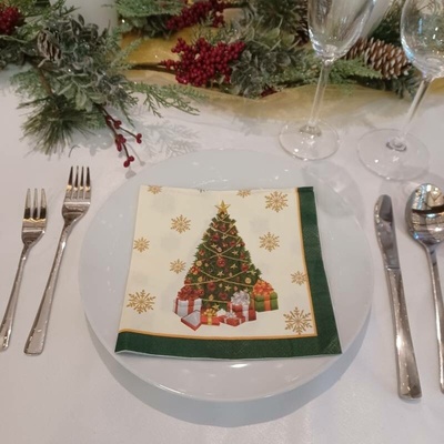 DECOLED Ubrousky v balení stromeček s dárky 16,5 x 16,5 cm 20 ks