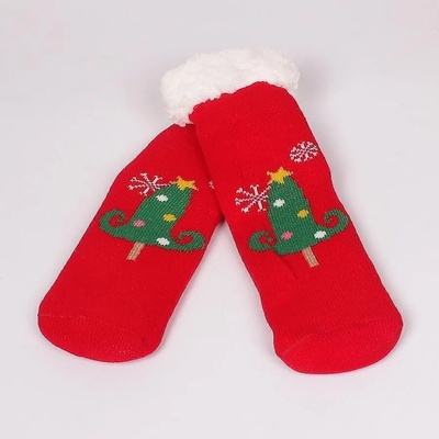 Коледни чорапи в червено с елхичка и две снежинки