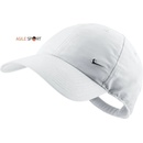 Nike SWOOSH LOGO Cap White/Metallic Silver