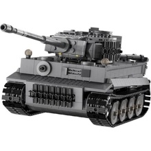 CADA Master Tank Tiger na dálkové ovládání 1:35 925 ks