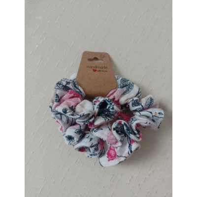 Látková scrunchie gumička do vlasů č.12