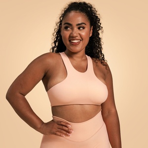 GymBeam BeastPink Спортен сутиен Venture Peach L