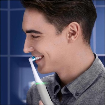 Image 1 of Oral-B iO Series 6 grey opal